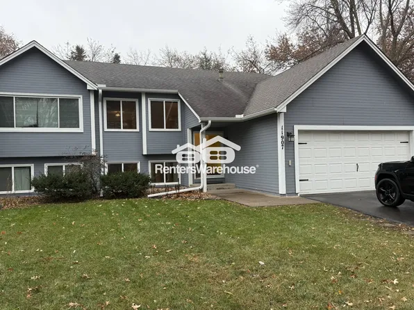 11907 Wintergreen St NW, Coon Rapids, MN 55448