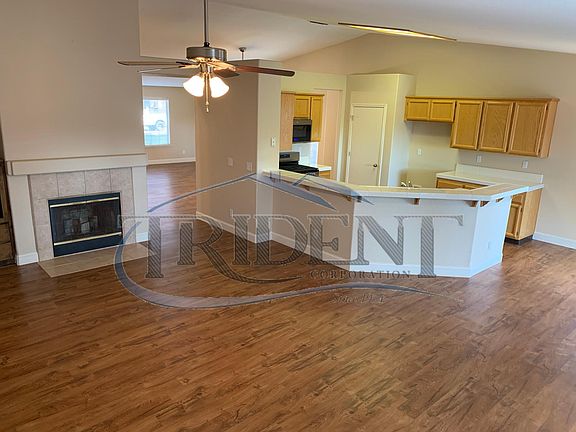 3rd image of 2180 Gold River Dr
