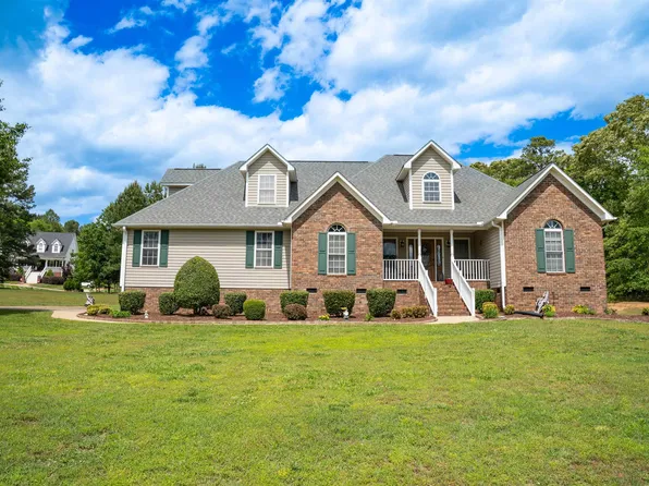 531 Thorn Cove Dr, Chesnee, SC 29323