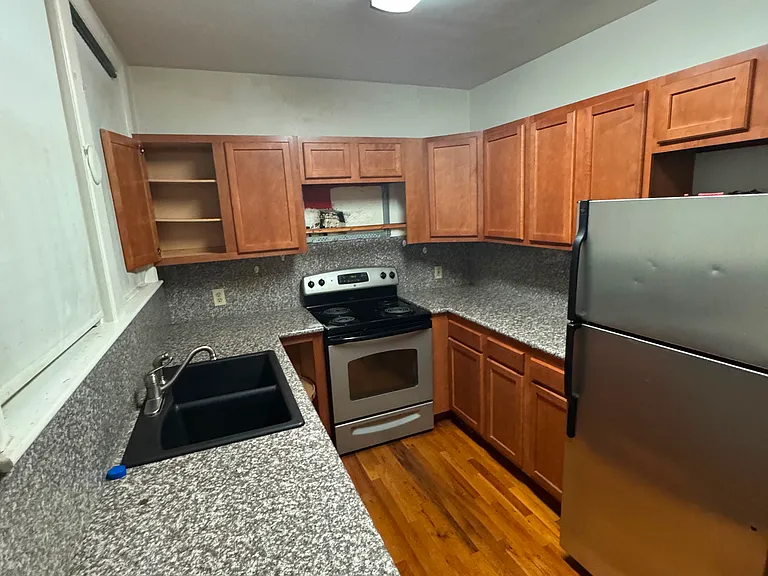63 E Antietam St #1E — Photo 5