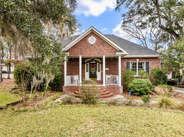 1407 Dennis Blvd, Moncks Corner, SC 29461