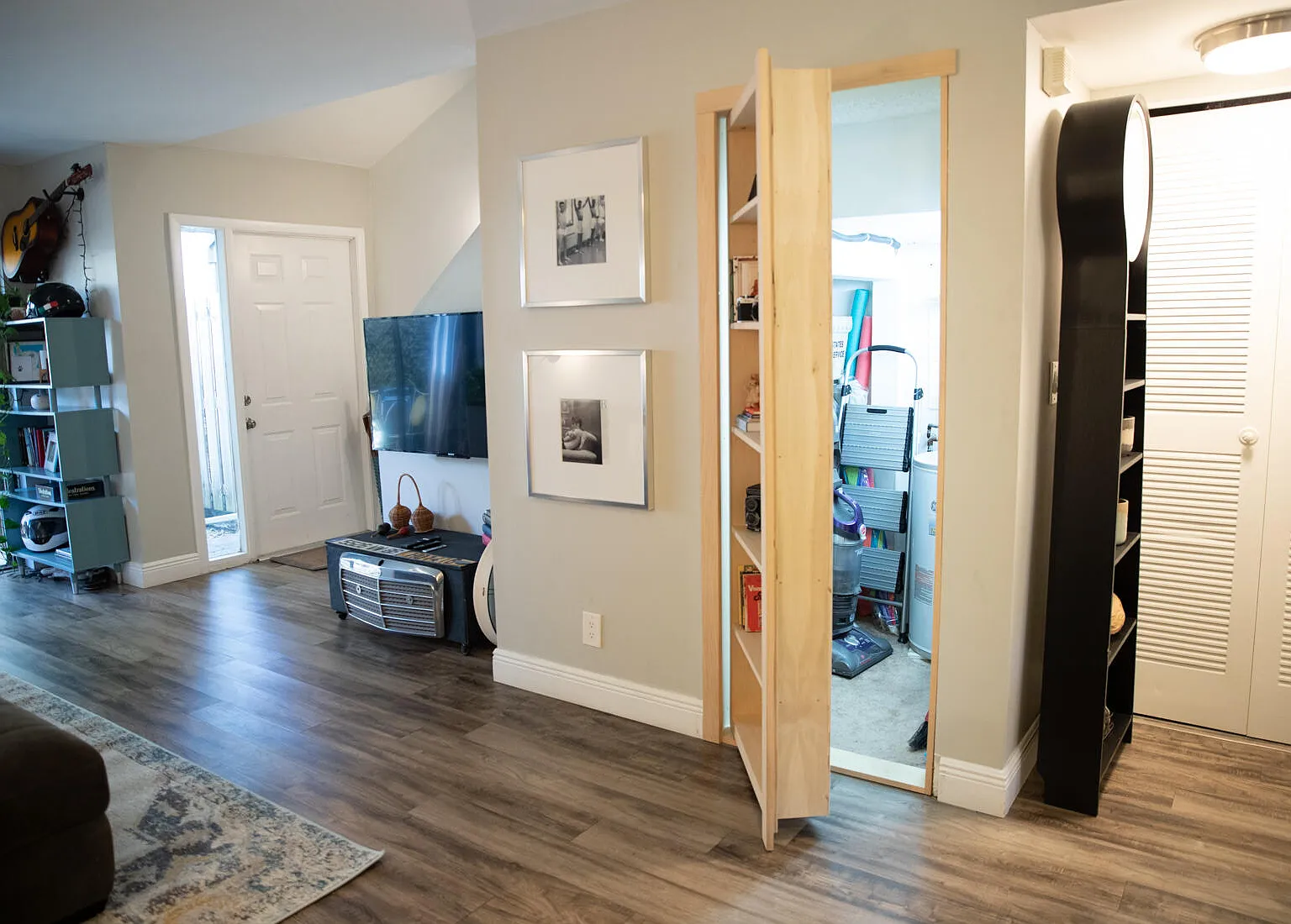 2 bed, 1.5 bath, 888 sqft, $3,000 — Photo 3