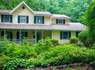 23 Apple Ln, Fleetwood, PA