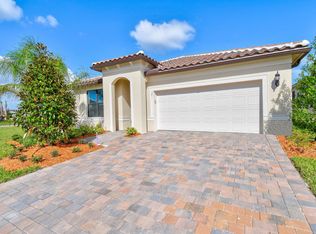 541 SE Crathes St, Pt Saint Lucie, FL 34984