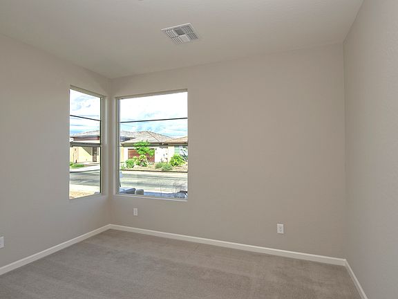 3rd image of 13195 W Hummingbird Ter