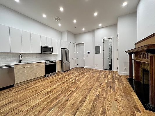 4th image of 324 W 87th St #2B