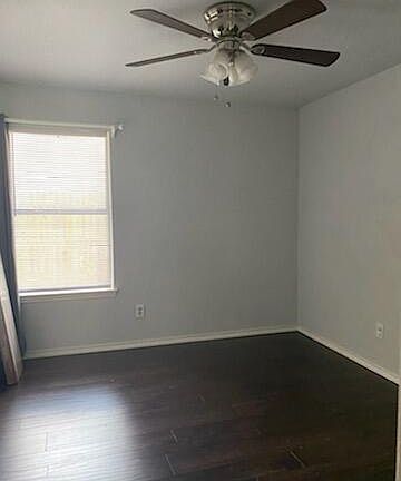 5th image of 808 Glenwood Ct