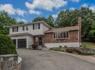 770 Dedham St, Newton, MA 02459