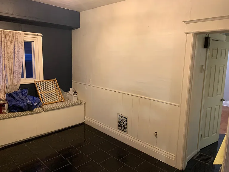 24 Wellesley St #3 — Photo 7