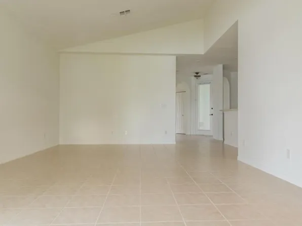 3530 Arclight Ct, Fort Myers, FL 33916