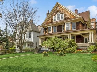 19 Morris Cres, Yonkers, NY 10705