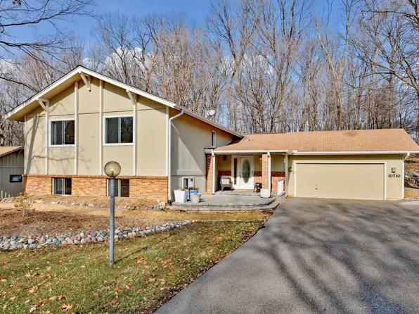 10710 34th Ave N, Plymouth, MN 55441
