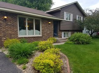 9724 106th Ave N, Maple Grove, MN 55369