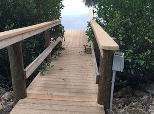 3918 Sterling Rd, Venice, FL 34293