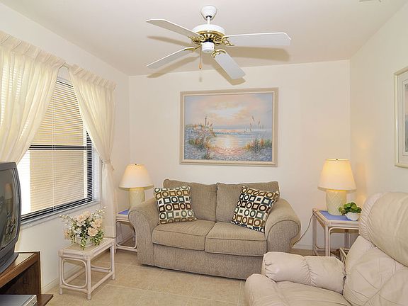 4th image of 13276 White Marsh Ln APT 6