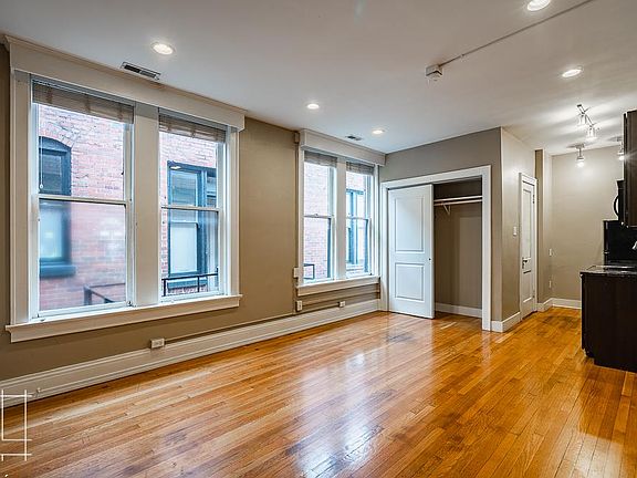 3rd image of 1185 N High St APT 303