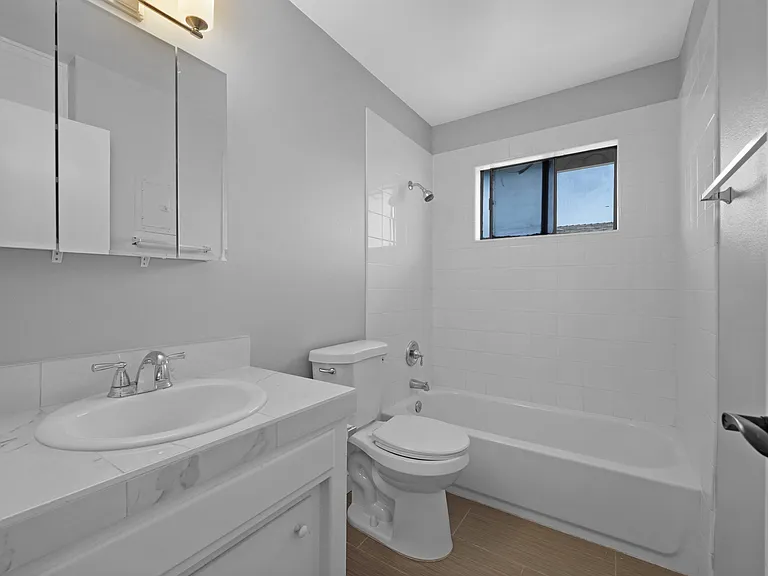 1148 El Paseo St #10 — Photo 6