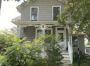 204 W Main St, Lake Geneva, WI 53147