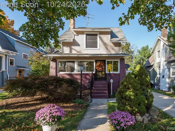 908 Willow St, Ann Arbor, MI 48103