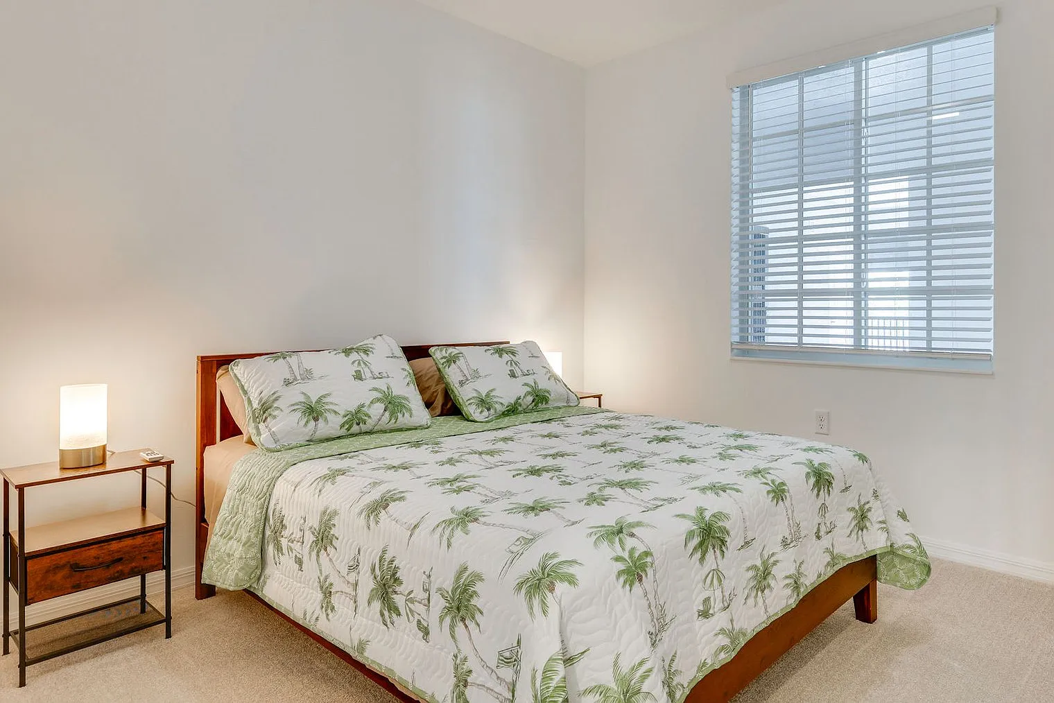 2 bed, 2.0 bath, 1140 sqft, $2,871 — Photo 4