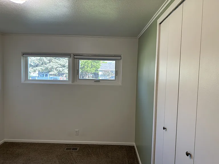 325 S Arizona St — Photo 31