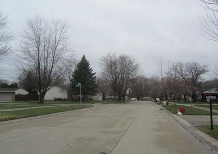 2nd image of 28695 Cromwell Dr