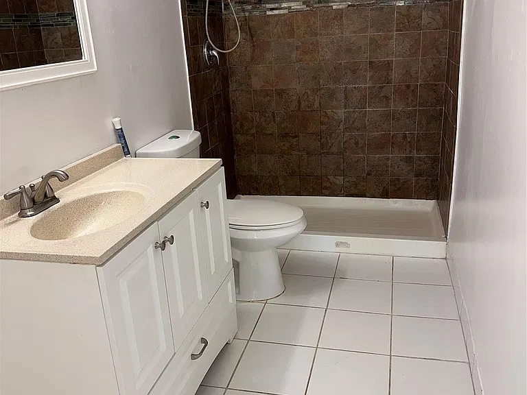 4117 NW 88th Ave #103 — Photo 9
