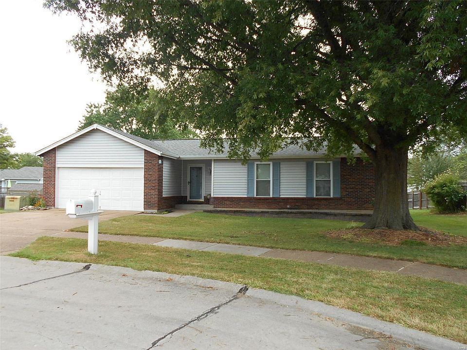 1st image of 6115 Daisyleaf Ct