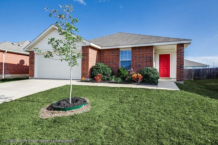 1st image of 1604 Queens Brook Ln