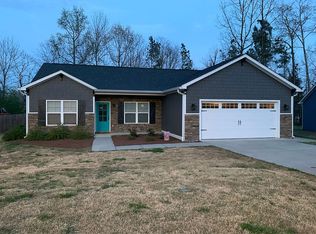 8 Gala Dr NE, Rome, GA 30165