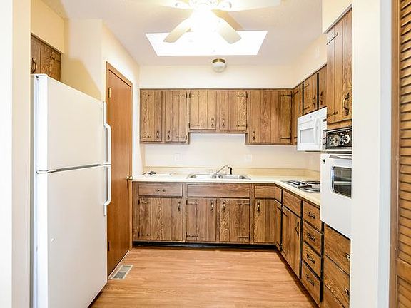 2nd image of 3309 Kingsley Dr