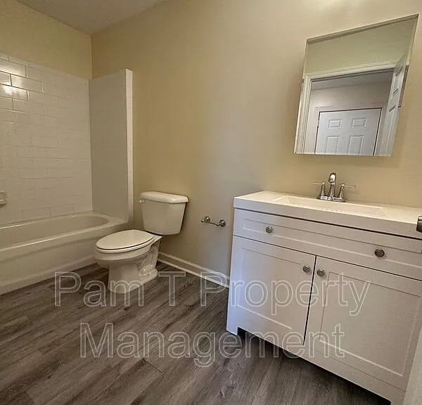 814 Ott St — Photo 8