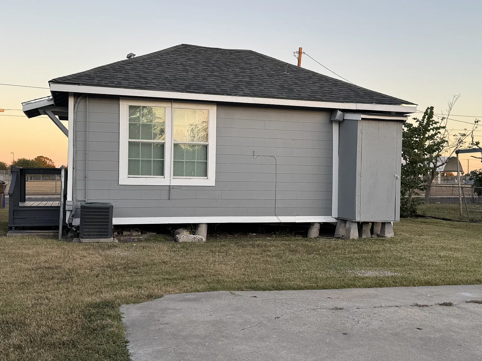 Osage Street 413 **NEW** - 1 — Photo 4