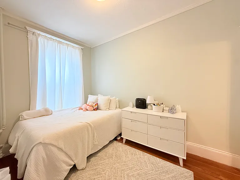 30 Peterborough St #29 — Photo 9