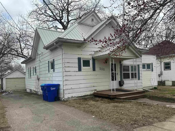 111 3rd Ave NW, Oelwein, IA 50662