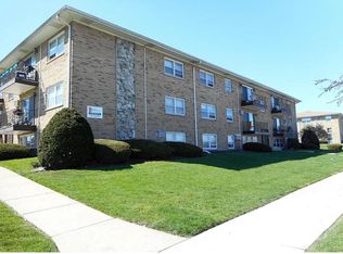 520 Mill Rd #2BDS, Addison, IL 60101
