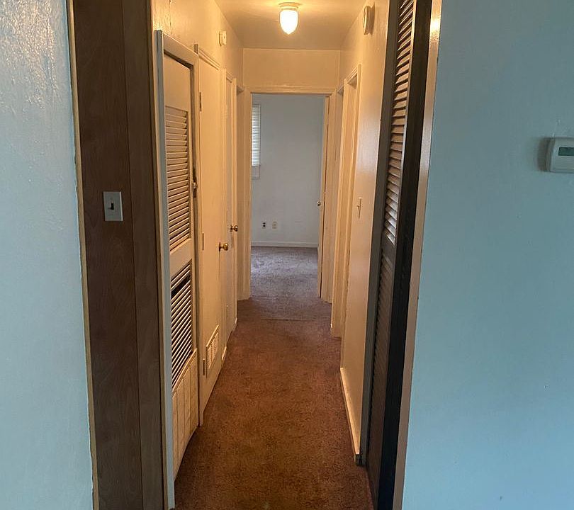 1st image of 775 Ernroe Dr