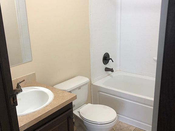 5th image of 1827 Collins Ct #42