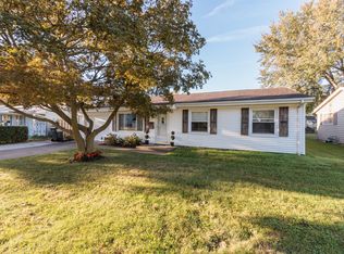 2912 Sunset Ln, Sandusky, OH 44870