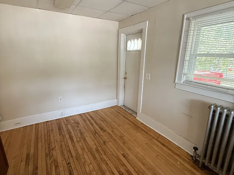 595 Chestnut St #1 — Photo 7