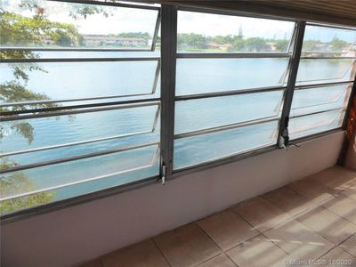 18900 NE 3rd Ct APT 536, Miami, FL, 33179