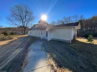 30 Sutton Rd, Louisburg, NC 27549