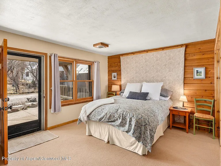120 Tucker Ln — Photo 24
