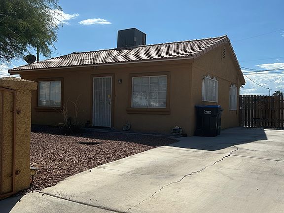 Side with extended driveway