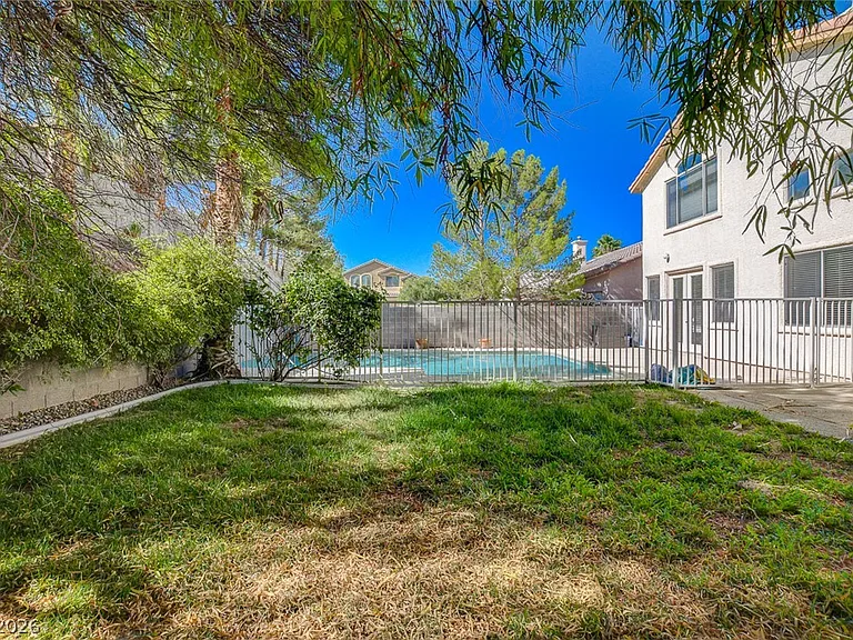 1209 Corona Valley St — Photo 43