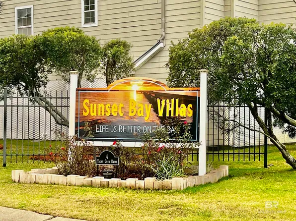 4 Yacht Club Dr APT 50, Daphne, AL 36526