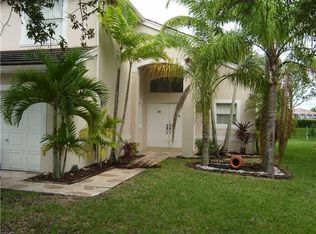 2379 NW 184th Ter, Pembroke Pines, FL 33029