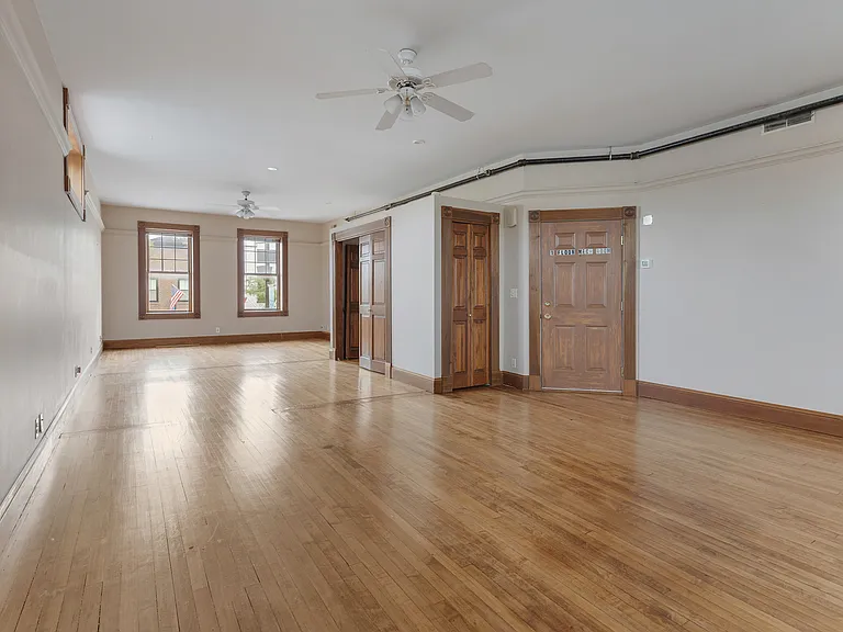 222 W Main St #A — Photo 11
