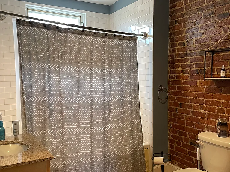 479 E 6th St #1 — Photo 7