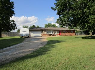 17203 Hawthorne Rd, Carthage, MO 64836